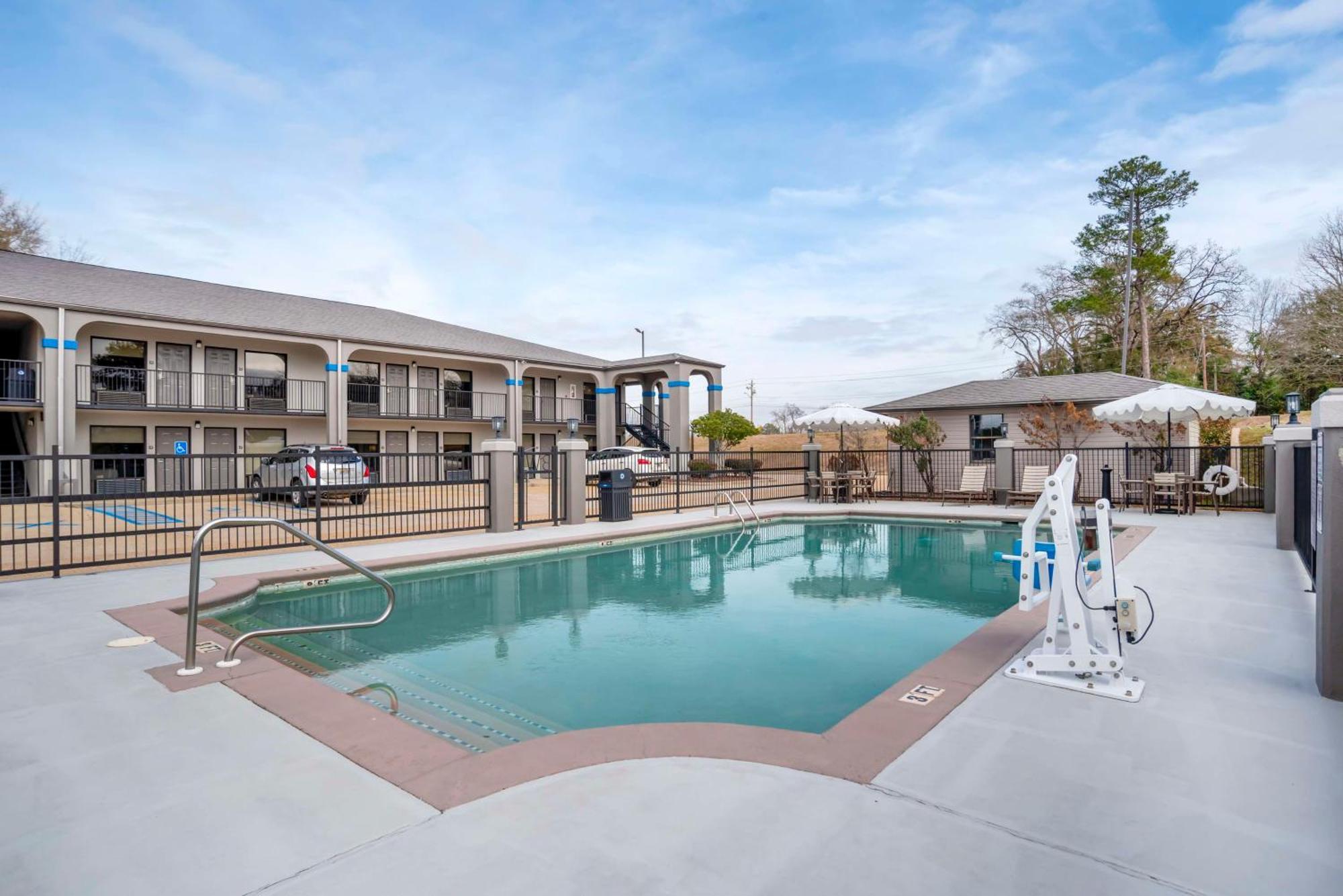 Best Western Andalusia Inn Exterior photo
